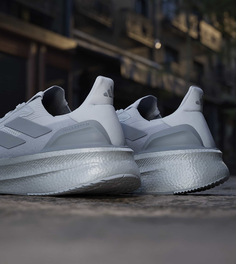 ULTRABOOST 5X Mesh Lace-Up Running Shoes