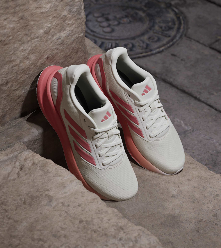 RUNFALCON 5 Stripe Detail Lace-Up Shoes