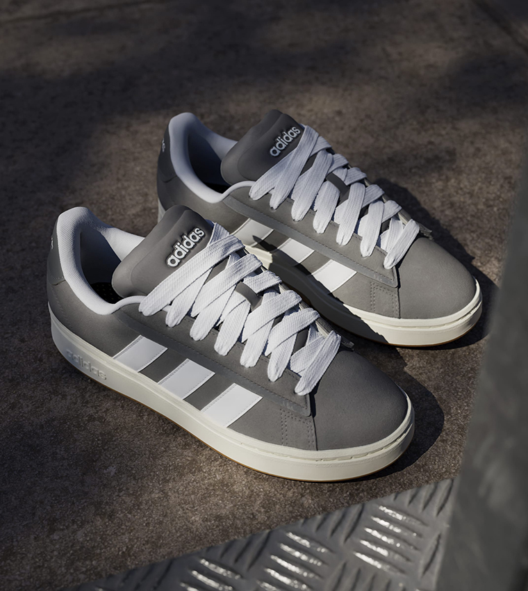 GRAND COURT ALPHA Lace Up Sneakers