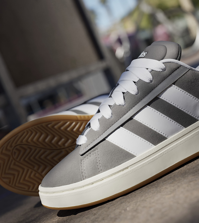 GRAND COURT ALPHA Lace Up Sneakers