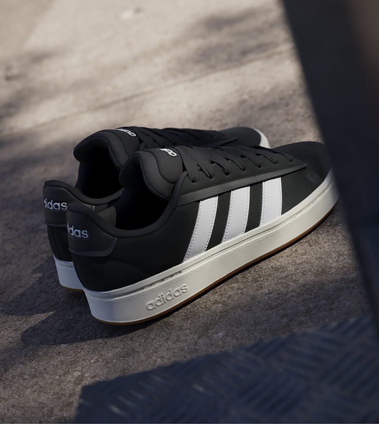 GRAND COURT ALPHA Lace Up Sneakers