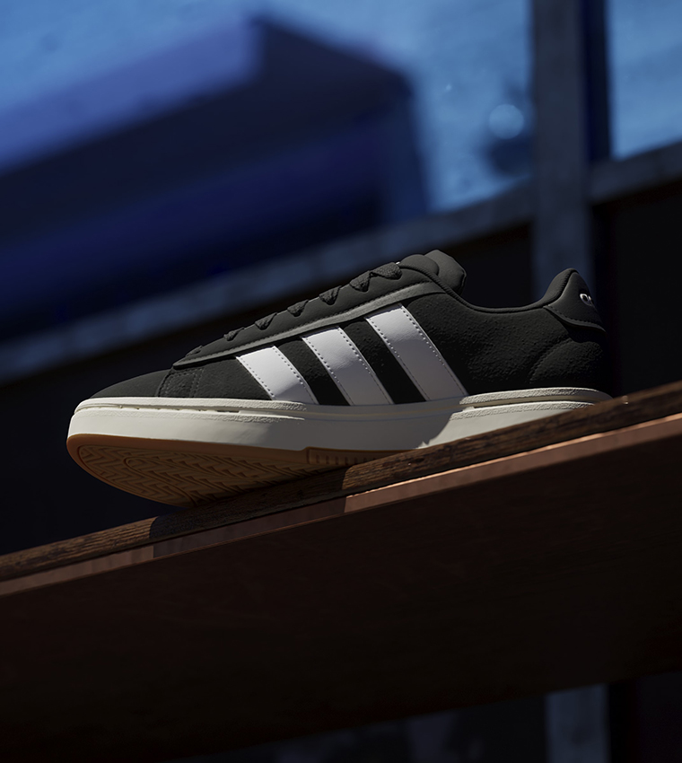 GRAND COURT ALPHA Lace Up Sneakers