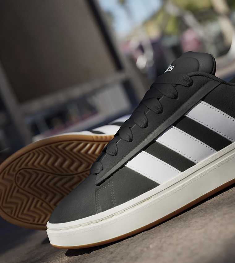 GRAND COURT ALPHA Lace Up Sneakers