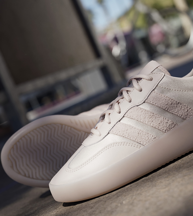 BARREDA DECODE Lace Up Sneakers