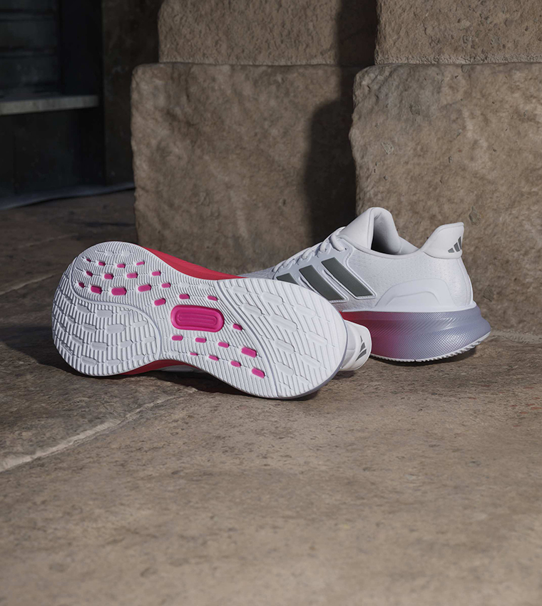 حذاء جري ألترا رن 5 برباط