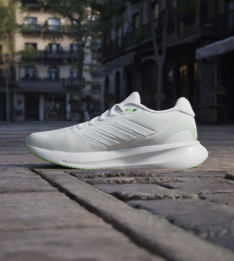 RUNFALCON 5 Lace Up Running Shoes