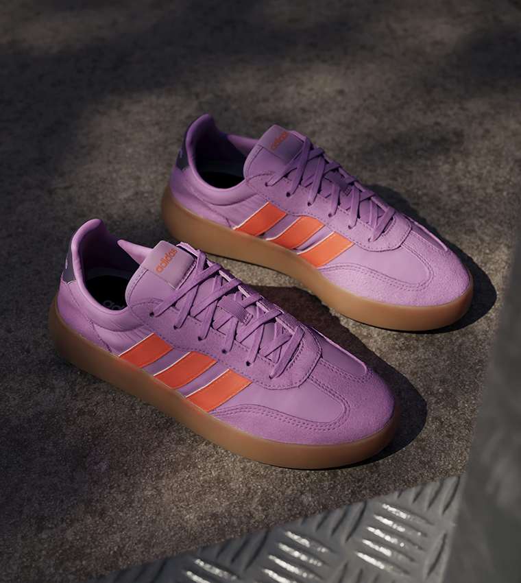 BARREDA DECODE Lace Up Sneakers