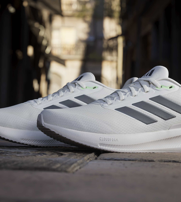 RUNFALCON 5 Lace Up Running Shoes