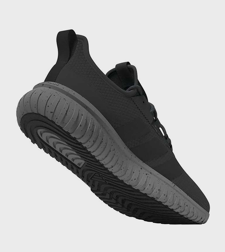 سنيكرز كابتير شبكي بشعار