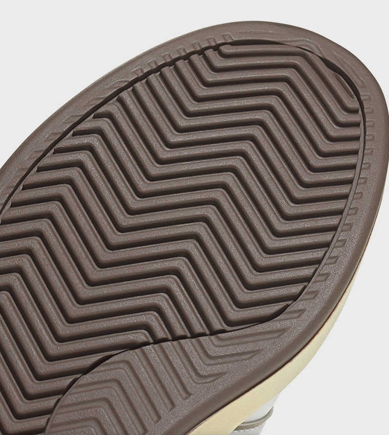 GRAND COURT 2.0 Lace Up Sneakers