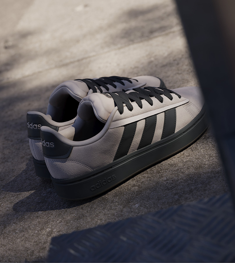 GRAND COURT ALPHA Lace Up Sneakers