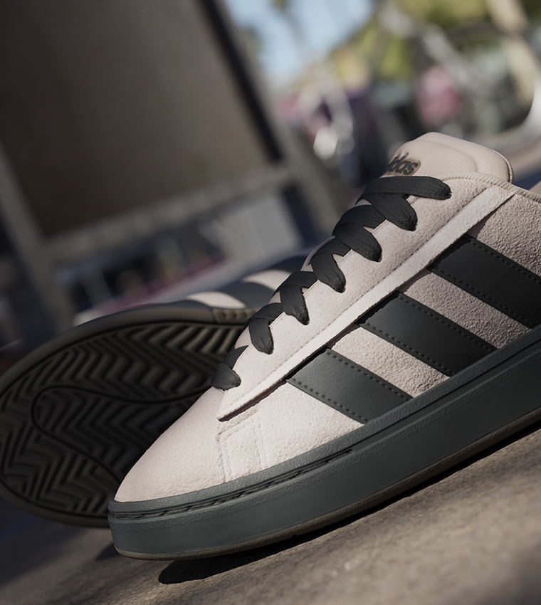 GRAND COURT ALPHA Lace Up Sneakers