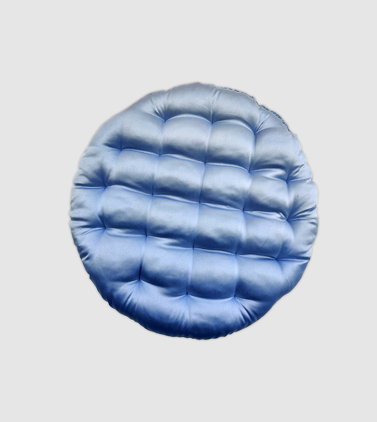 Round store blue cushion