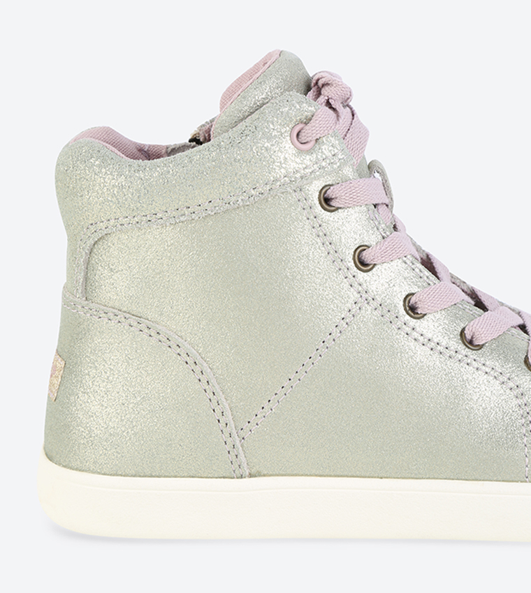 Schyler Metallic Sneakers - Gold