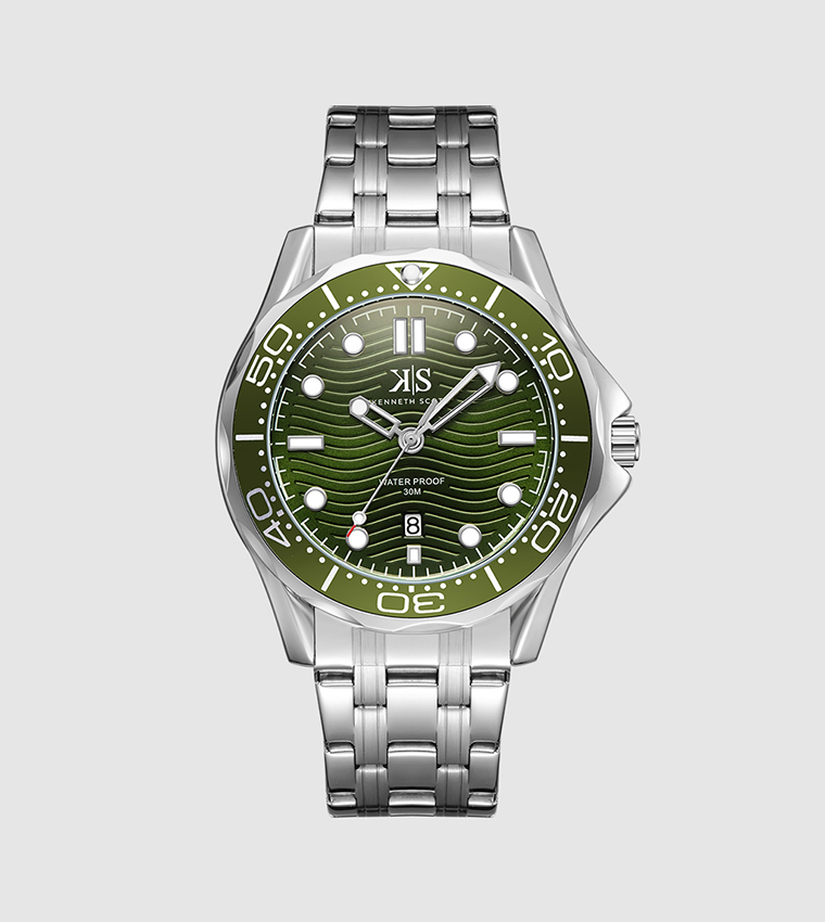 Classic Analog Military Green Dial Watch