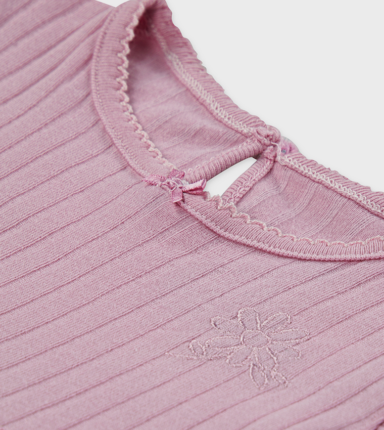 فستان مرن بكم مكشكش