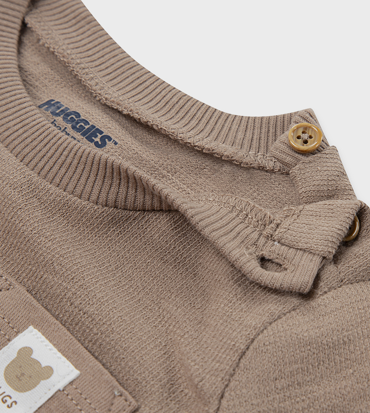 طقم ملابس بأكمام قصيرة 