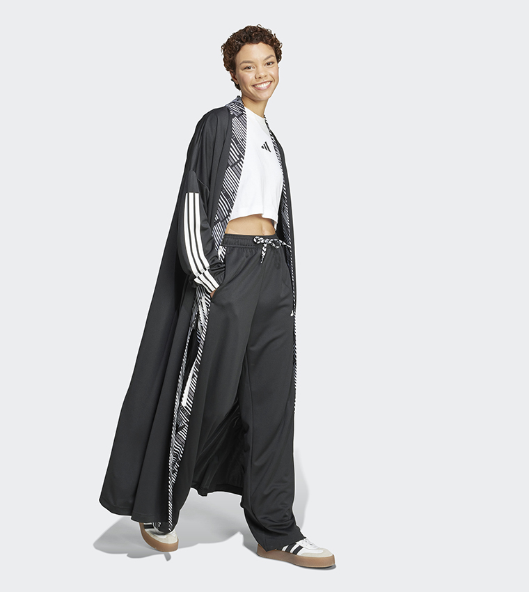 Emerging Harmony Extra-Long Cover-Up
