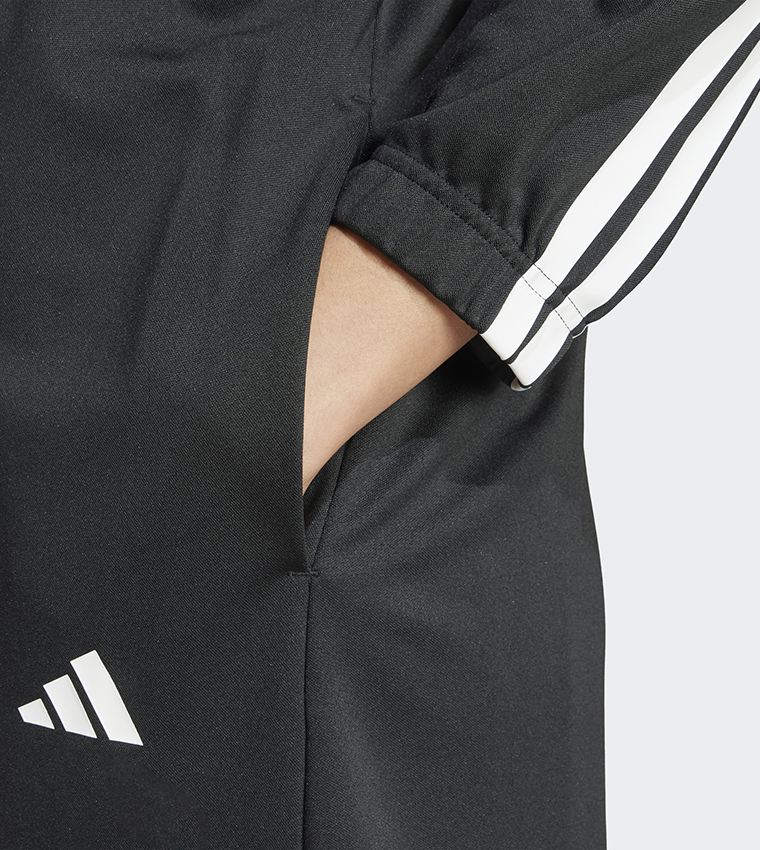 Emerging Harmony Extra-Long Cover-Up
