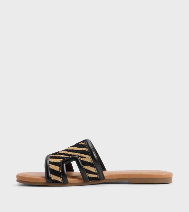 KAMIKO Open Toe Flat Sandals