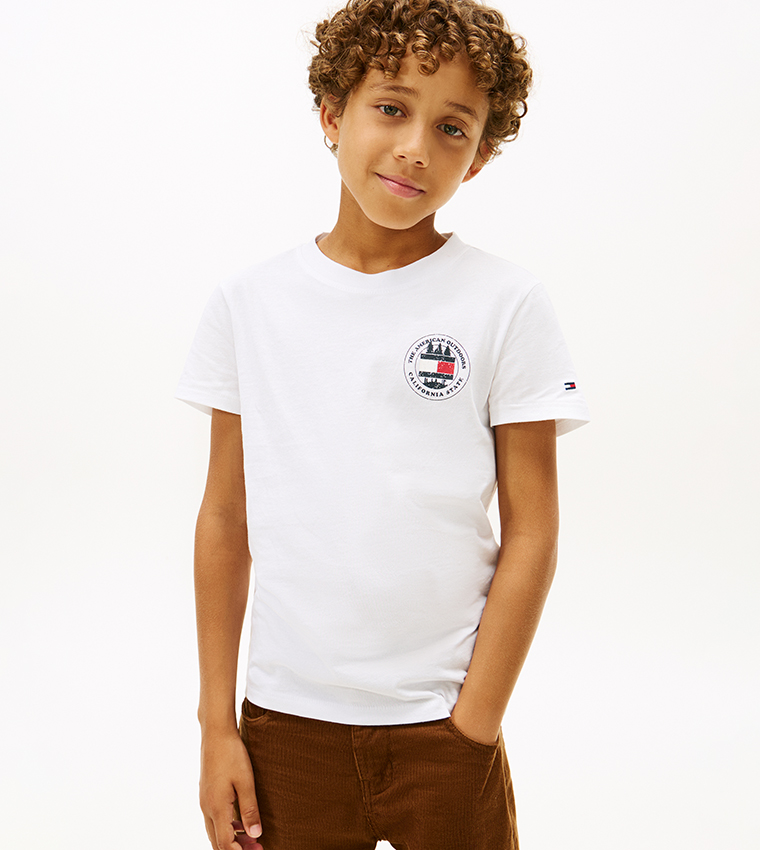 تيشيرت بقبة مستديرة بطبعة شعار