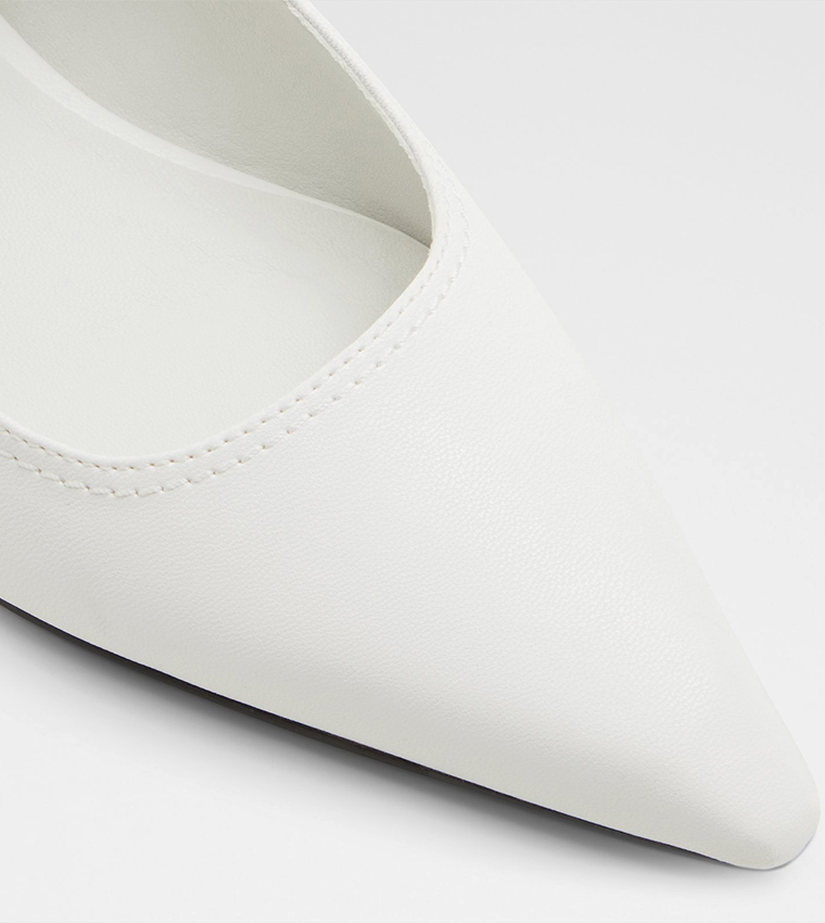 KELLYA Buckle Strap Pumps