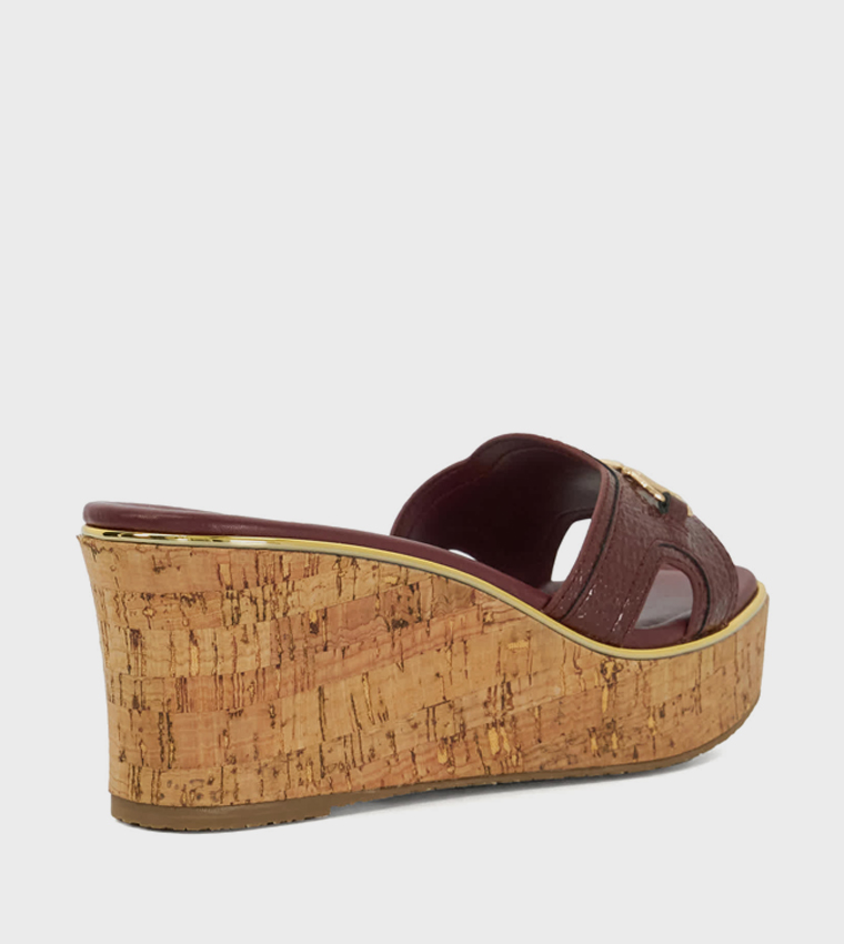 KINDLY Metal Detail Wedge Sandals
