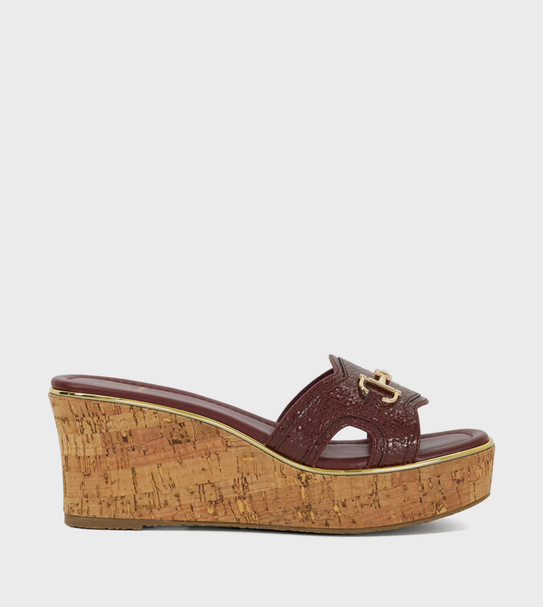KINDLY Metal Detail Wedge Sandals