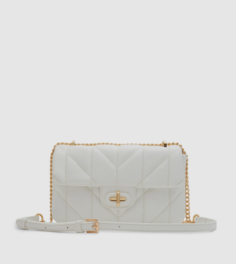 Quilted new arrivals chain bag