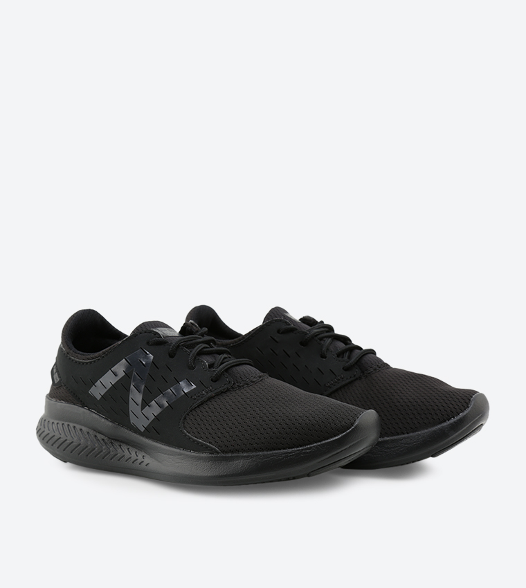 Strobe Sneakers - Black - KJCSTBGY
