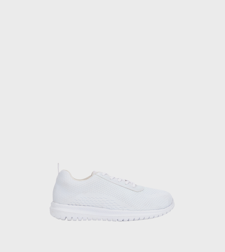 All white hot sale casual sneakers