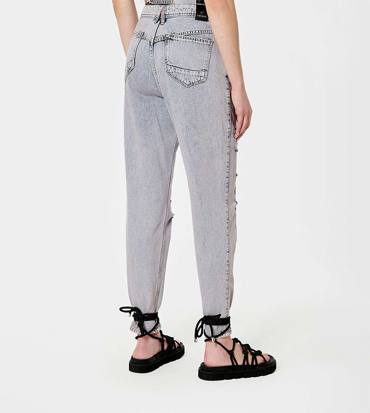 Tipped Mom Fit Jeans