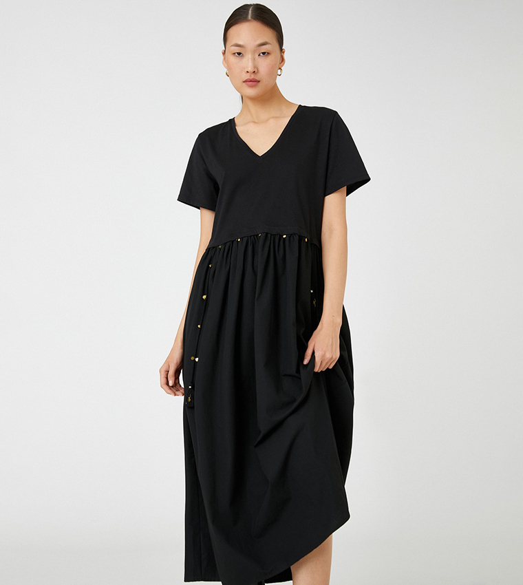 Buy Koton V Neck Short Sleeves Midi Dress In Black | 6thStreet UAE