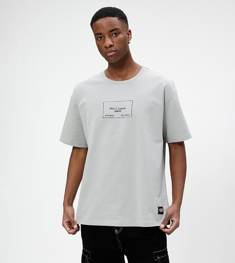 Licensed Looney Tunes Tasmanian Devil Printed Oversized T-Shirt