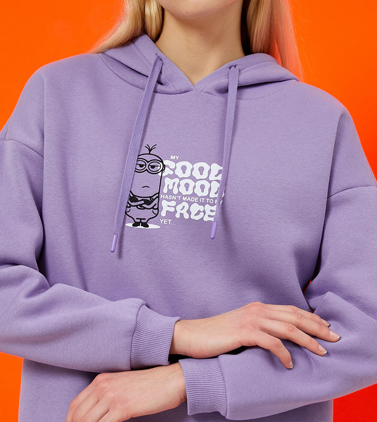 هودي أوفرسايز بطبعة مينيونز