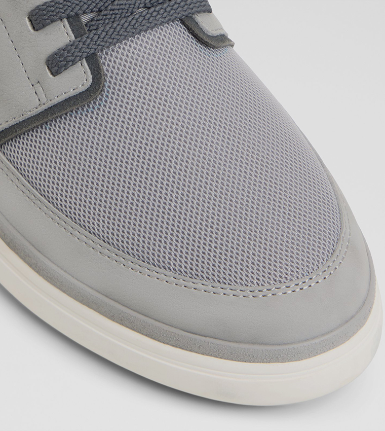 KURTIS Lace-Up Sneakers