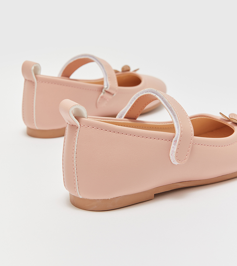 Flower Detail Mary Jane Shoes