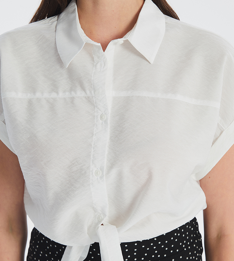 Tie Front Detail Short Sleeves Shirt