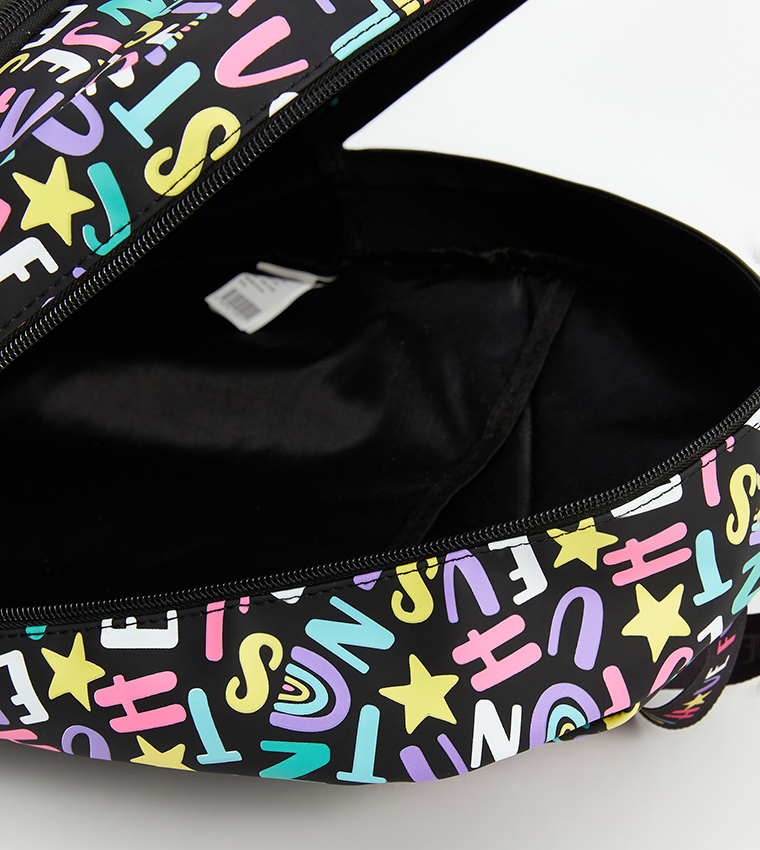 حقيبة ظهر مدرسية بطبعة