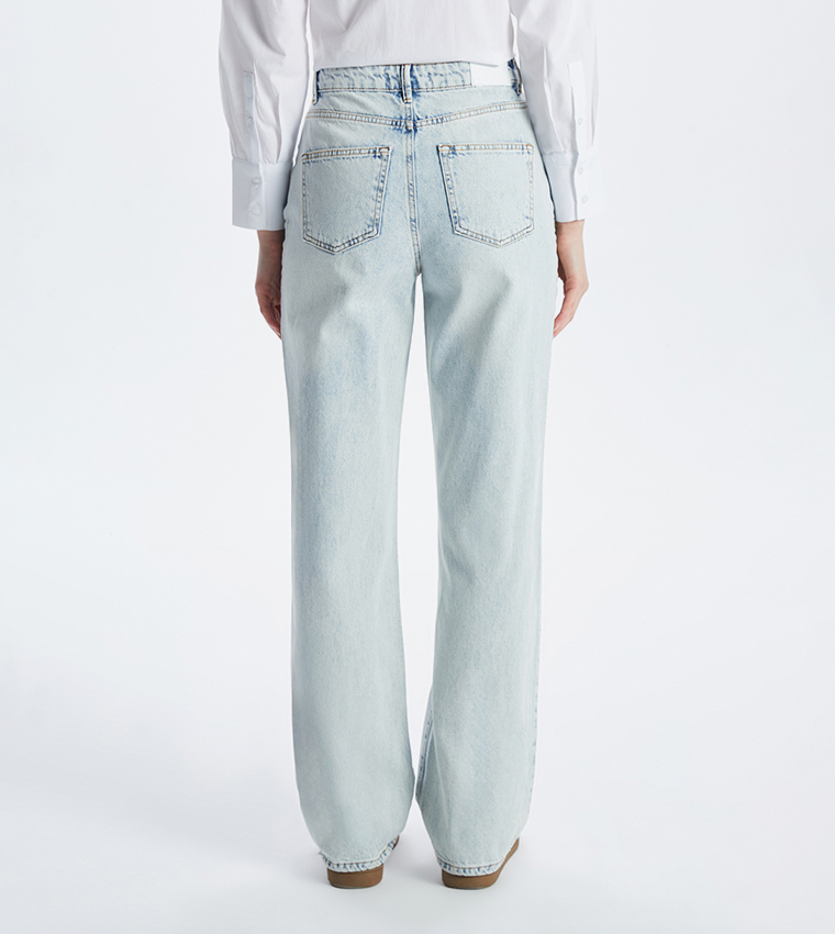 High Rise Straight Fit Jeans