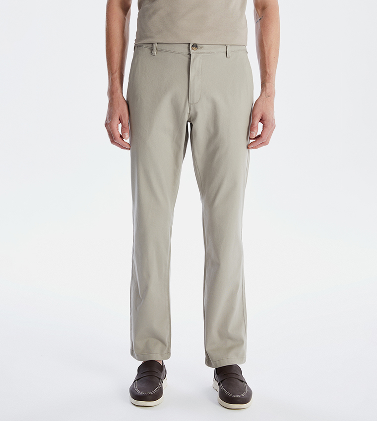 Solid Mid Rise Slim Fit Trousers