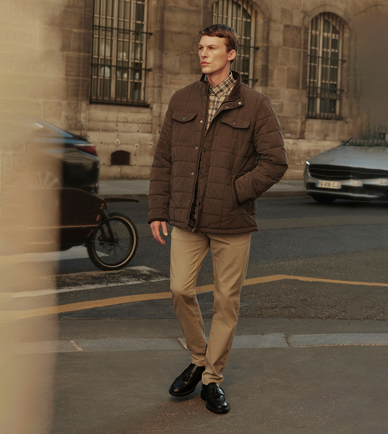 Solid Mid Rise Slim Fit Trousers