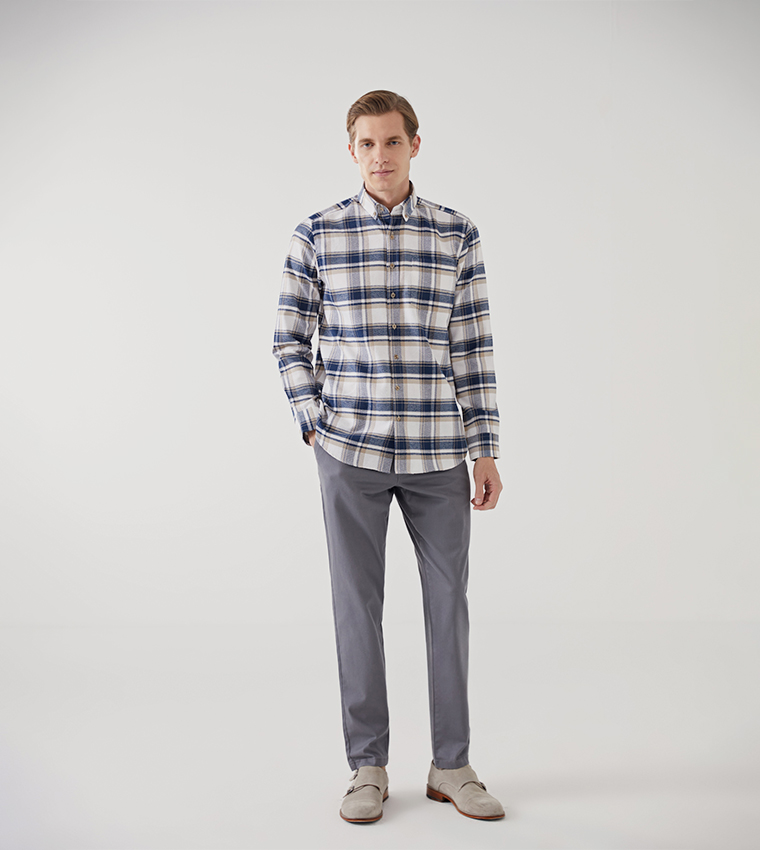 Solid Slim Fit Chino Trousers