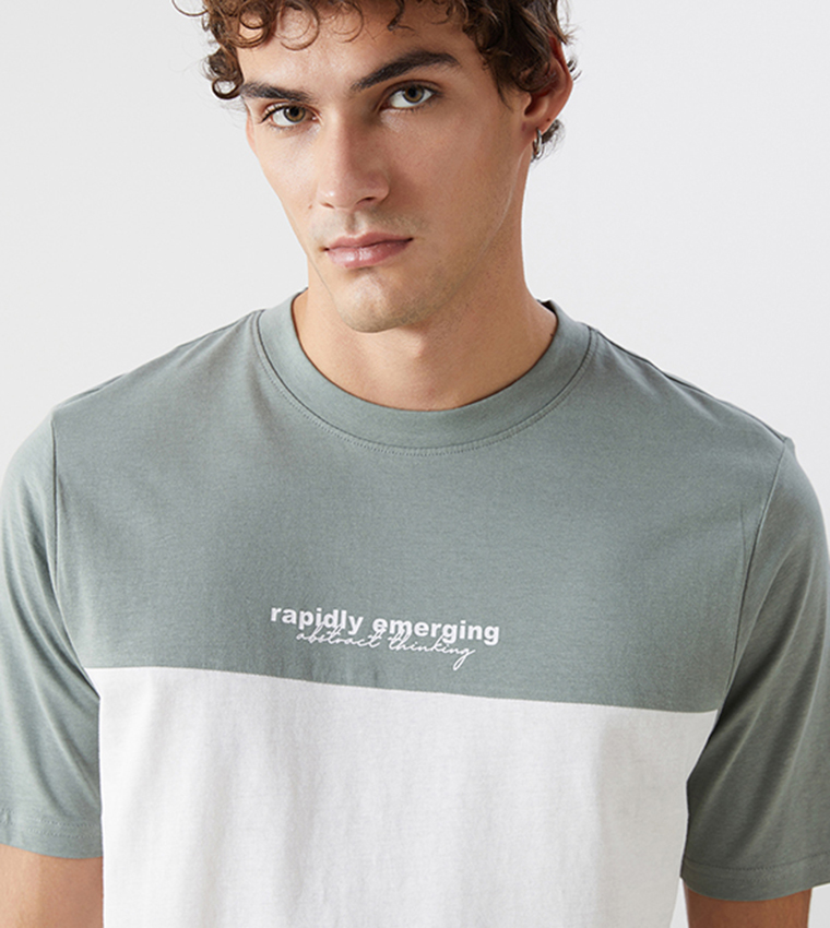 Color Block Crew Neck T-Shirt
