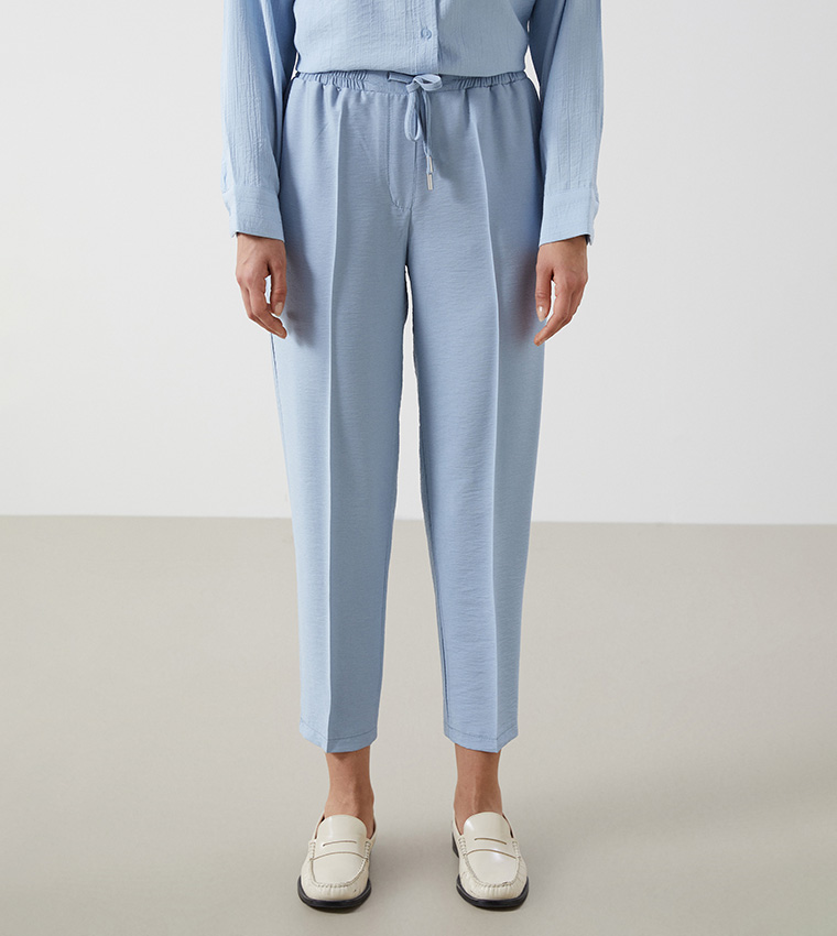 Elastic Waist Carrot Fit Pants