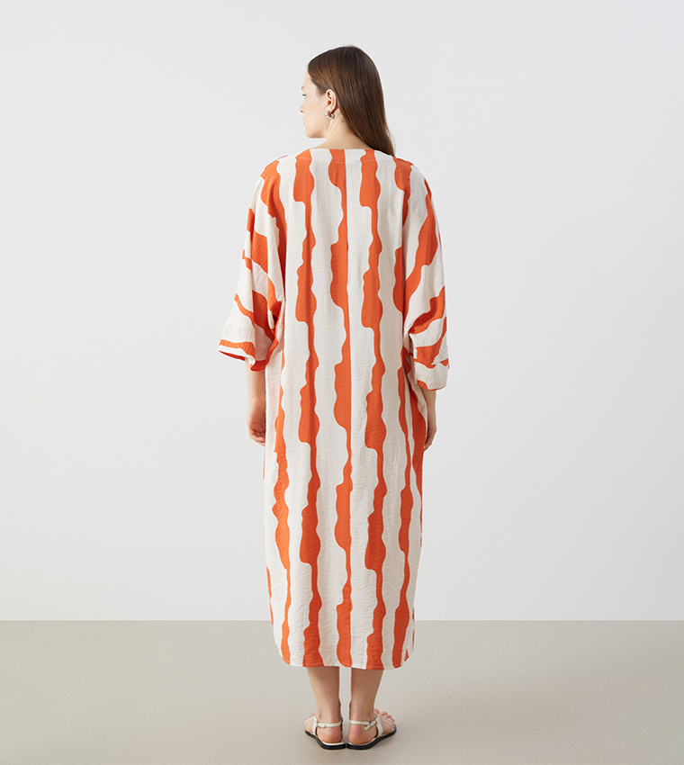 Patterned V-Neck Midaxi Dress