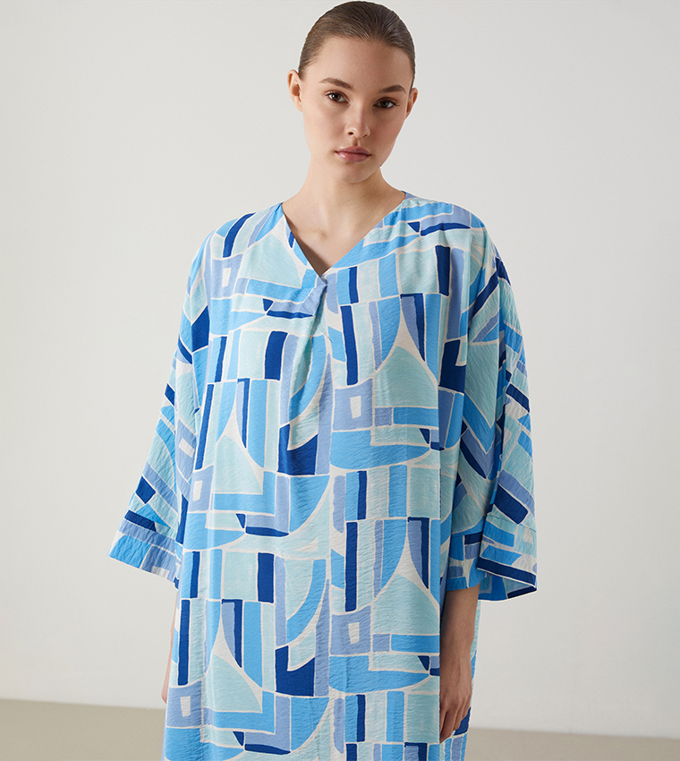 Patterned V-Neck Oversize Midaxi Dress