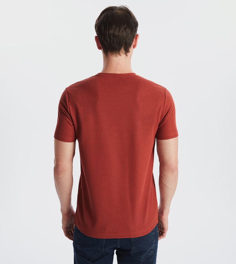 Textured Crew Neck T-Shirt