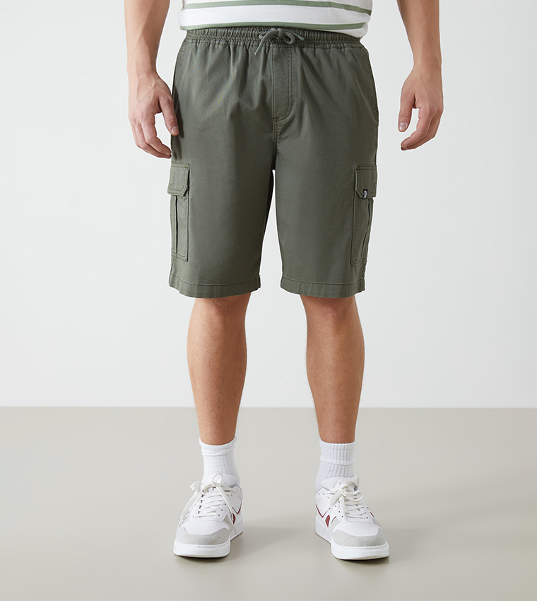 Drawstring Waist Cargo Shorts