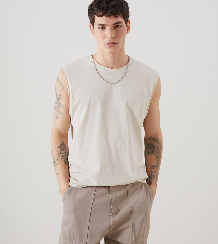 Solid Crew Neck Sleeveless T-Shirt